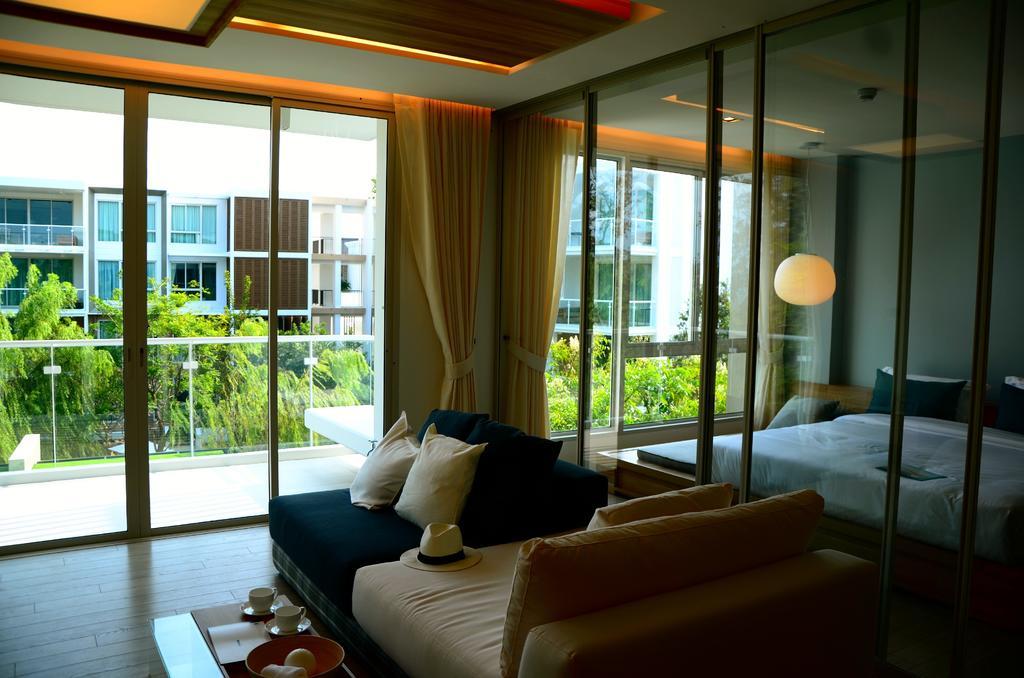 Huahin Luxury Beachfront Condo By Ml Номер фото